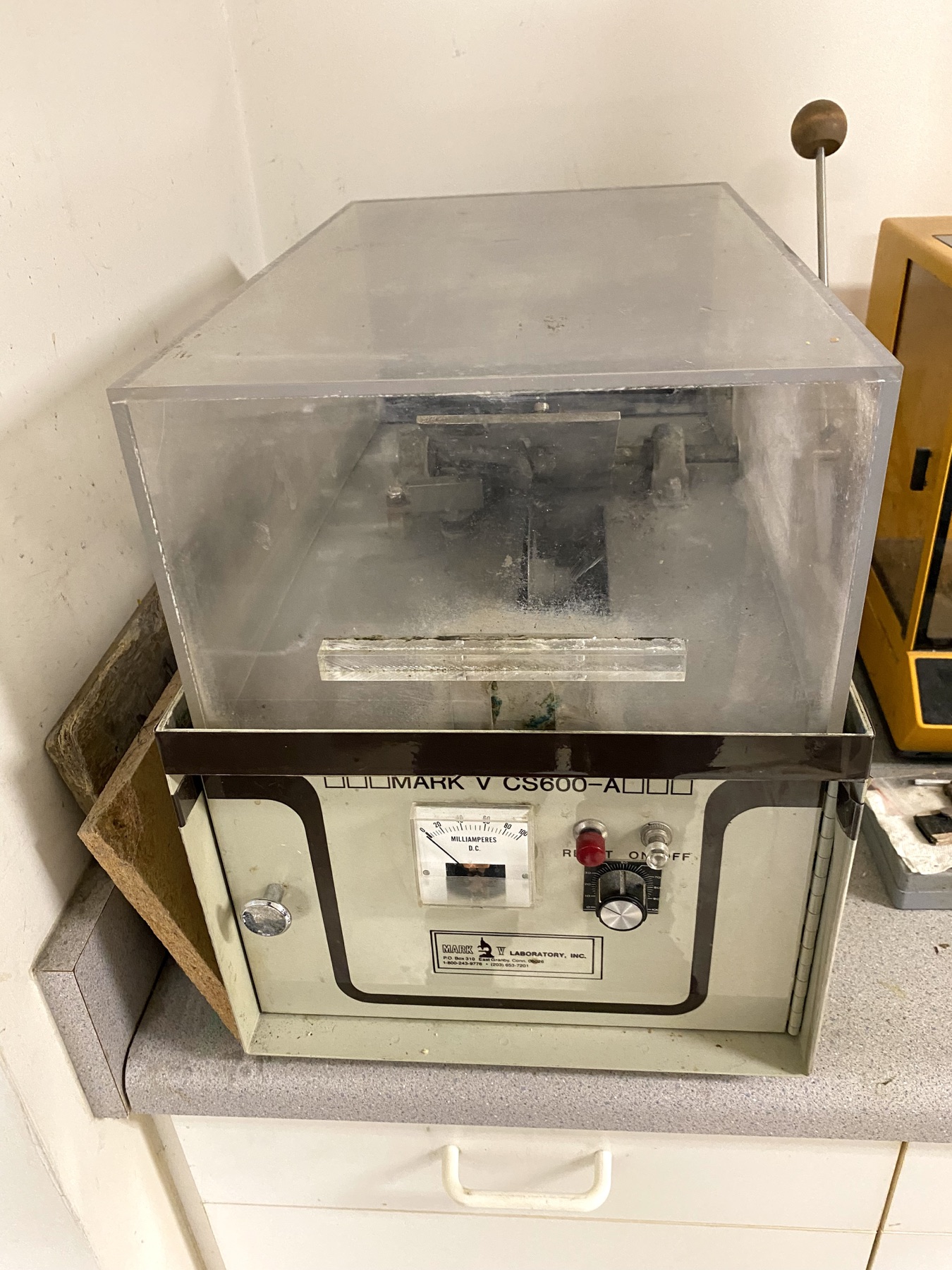 Mark V CS600-A laboratory diamond saw
